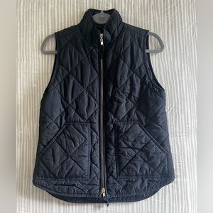 jcrew black quilted vest